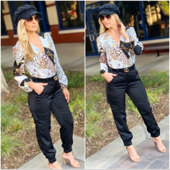 LAST ONE! Misguided Floral Bodysuit - Picture 3 of 6